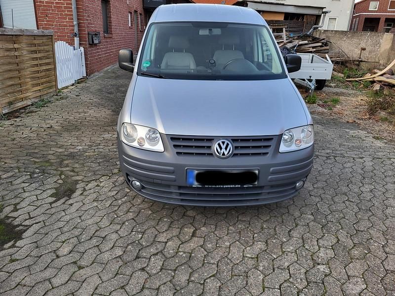 Gebraucht VW Caddy Life 105 PS (77 kW) 2009 Silber Van / Kleinbus