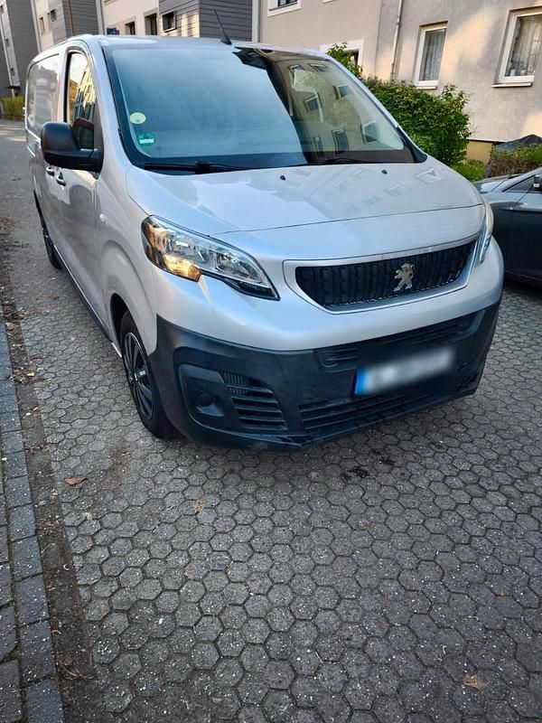 Gebraucht Peugeot Expert 95 PS (69 kW) 2016 Grau Van