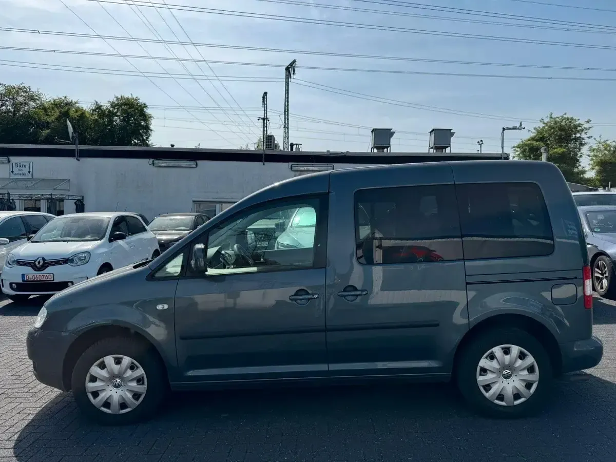 Gebraucht VW Caddy Life 109 PS (80 kW) 2009 Grau Van / Kleinbus