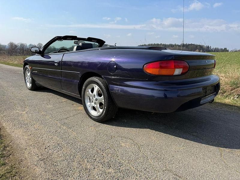 Gebraucht Chrysler Stratus Limited 163 PS (119 kW) 2000 Violett Cabrio