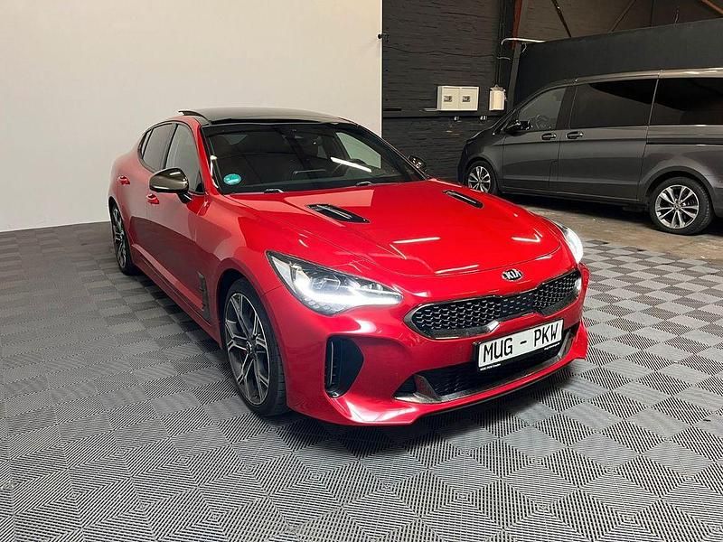 Gebraucht Kia Stinger GT 370 PS (272 kW) 2018 Rot Kleinwagen