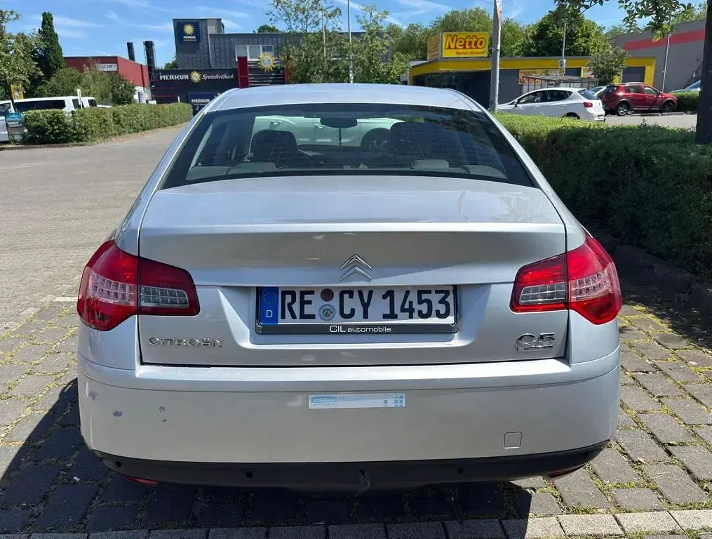 Gebraucht Citroën C5 SELECTION 163 PS (119 kW) 2012 Silber Limousine