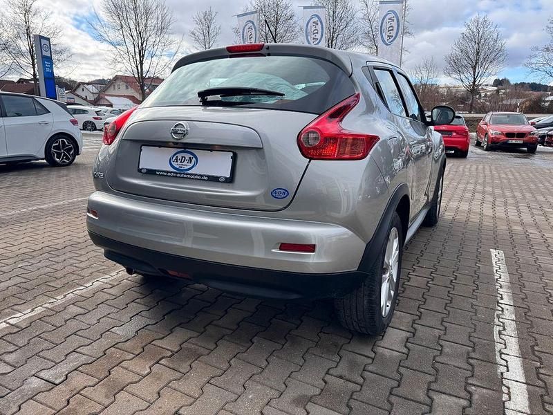 Gebraucht Nissan Juke Acenta 117 PS (86 kW) 2013 Silber SUV