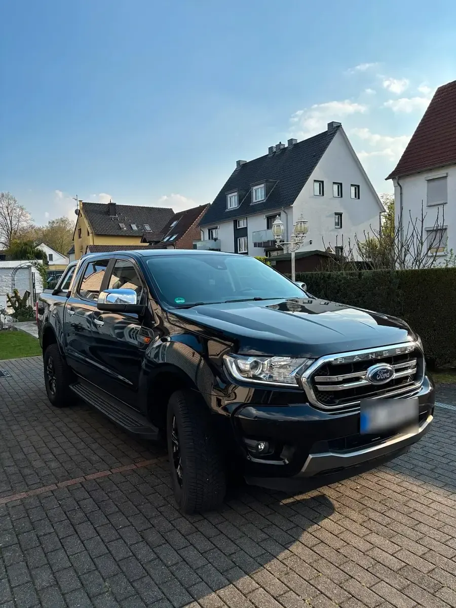 Gebraucht Ford Ranger XLT 170 PS (125 kW) 2023 Schwarz Pickup