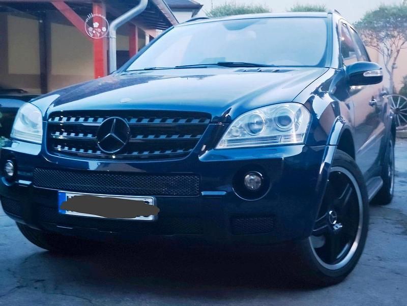 Blau Gebraucht 2007 Mercedes ML420 SUV | 19.999 € - Bild 1/4