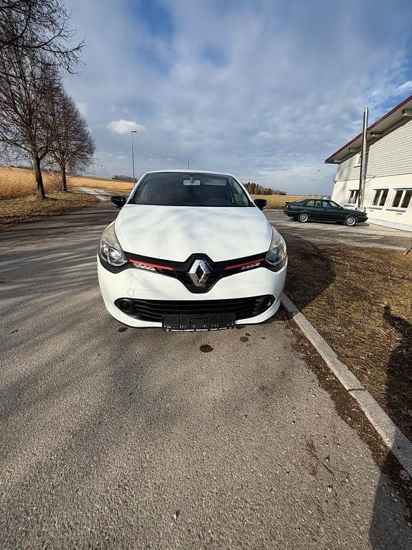 Gebraucht Renault Clio IV Expression 73 PS (53 kW) 2013 Weiß Kleinwagen