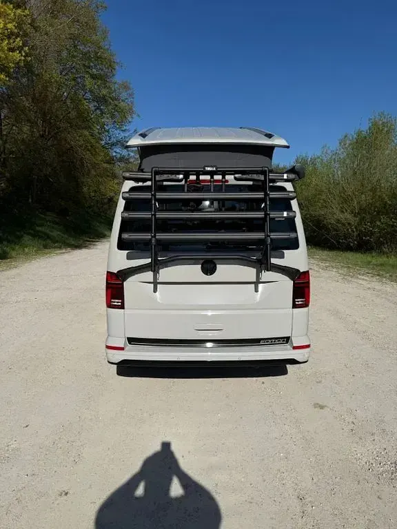 Gebraucht VW California Beach 150 PS (110 kW) 2024 Grau Van