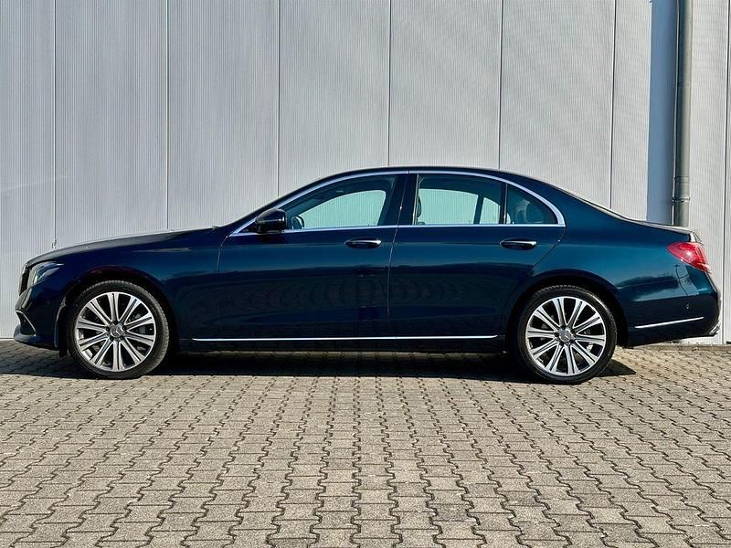 Gebraucht Mercedes E200 Exclusive 184 PS (135 kW) 2017 Grün Limousine