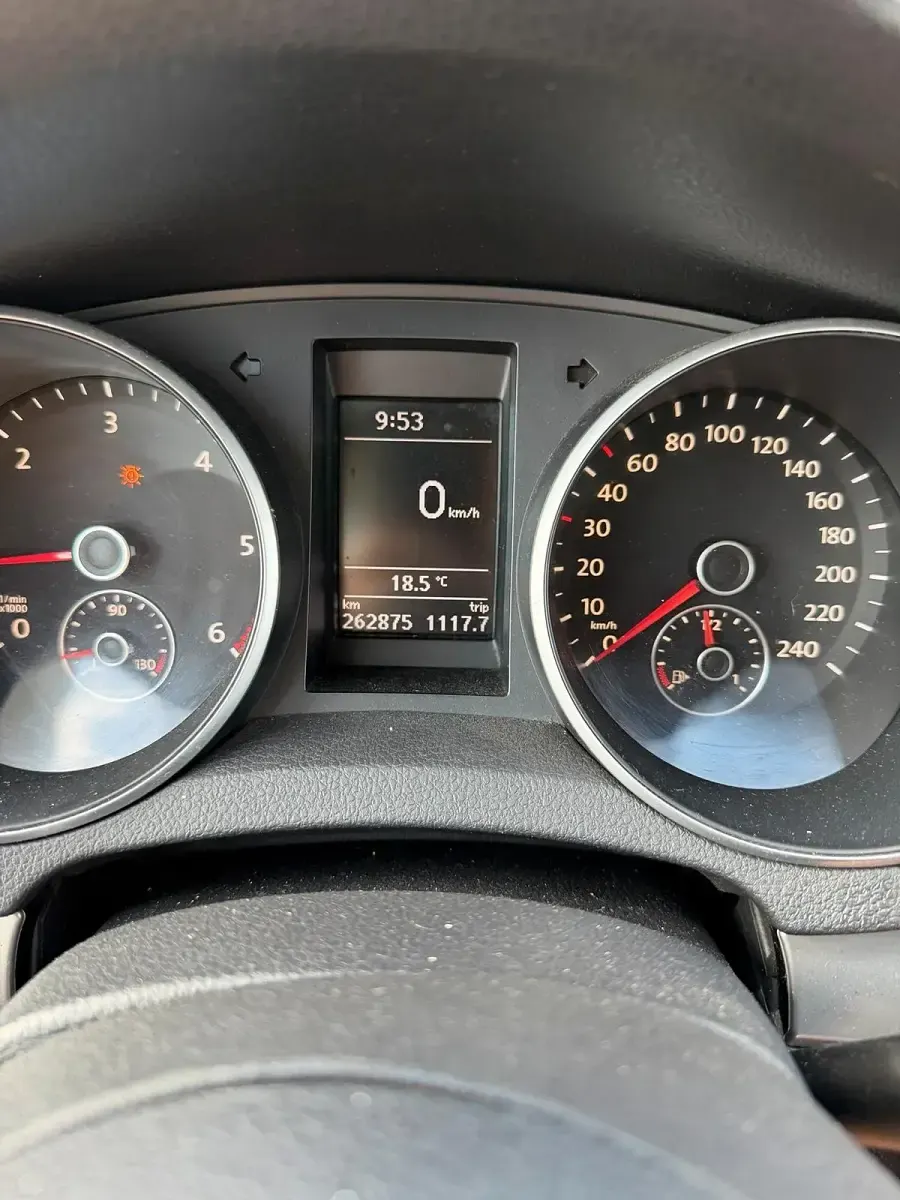 Gebraucht VW Golf VI 77 PS (56 kW) 2011 Blau Kleinwagen