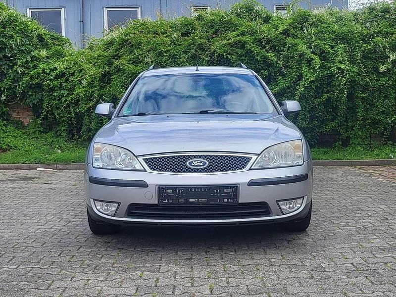 Silber Gebraucht 2005 Ford Mondeo Ghia Kombi | 2.999 € (Fairer Preis) - Bild 1/4