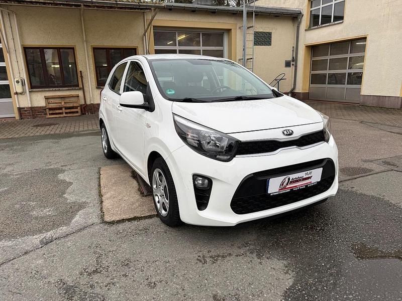 Weiß Gebraucht 2018 Kia Picanto Edition 7 Kleinwagen | 10.390 € (Fairer Preis) - Bild 1/4