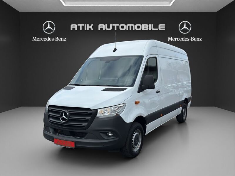 Gebraucht Mercedes Sprinter 170 PS (125 kW) 2023 Arktisweiss (metallic) Van