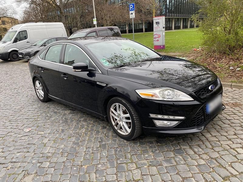 Gebraucht Ford Mondeo 239 PS (175 kW) 2011 Schwarz Kleinwagen