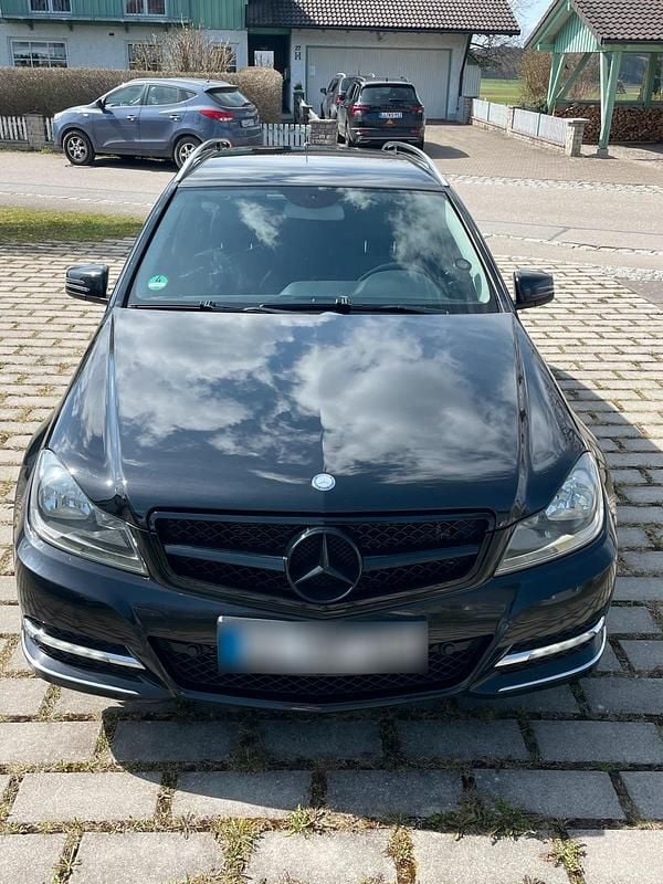 Gebraucht Mercedes C200 184 PS (135 kW) 2011 Schwarz Kombi