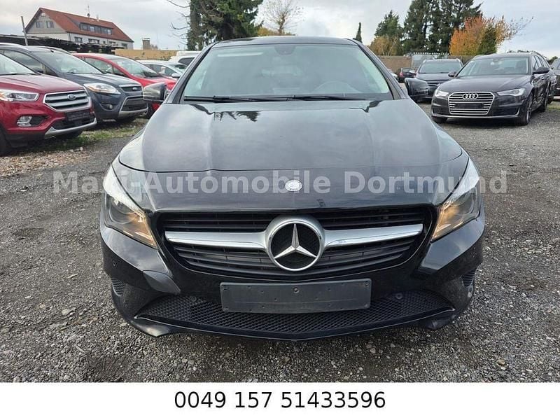 Gebraucht Mercedes CLA200 136 PS (100 kW) 2014 Schwarz Limousine