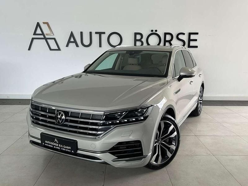 Beige Gebraucht 2022 VW Touareg Atmosphere SUV | 42.890 € (Superpreis) - Bild 1/3