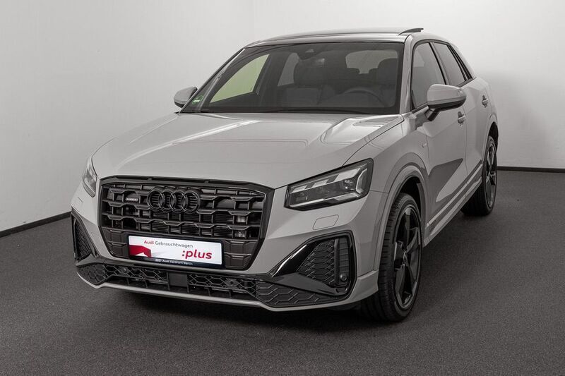 Gebraucht Audi Q2 S-Line 150 PS (110 kW) 2024 Individuallackierungen audi exclusive SUV