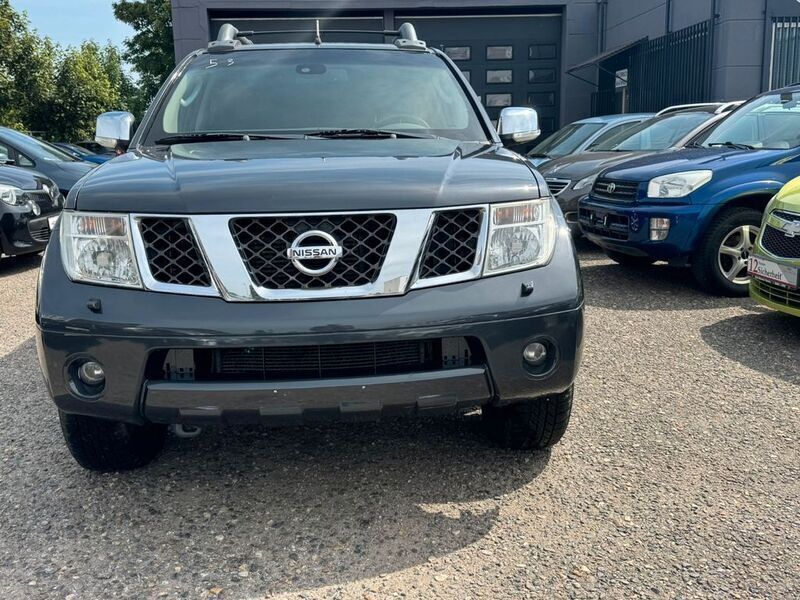 Silber Gebraucht 2008 Nissan Navara Abholung | 9.499 € - Bild 1/4