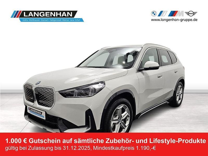 Weiß Neu 2025 BMW iX1 xLine SUV | 49.912 € (Fairer Preis) - Bild 1/4
