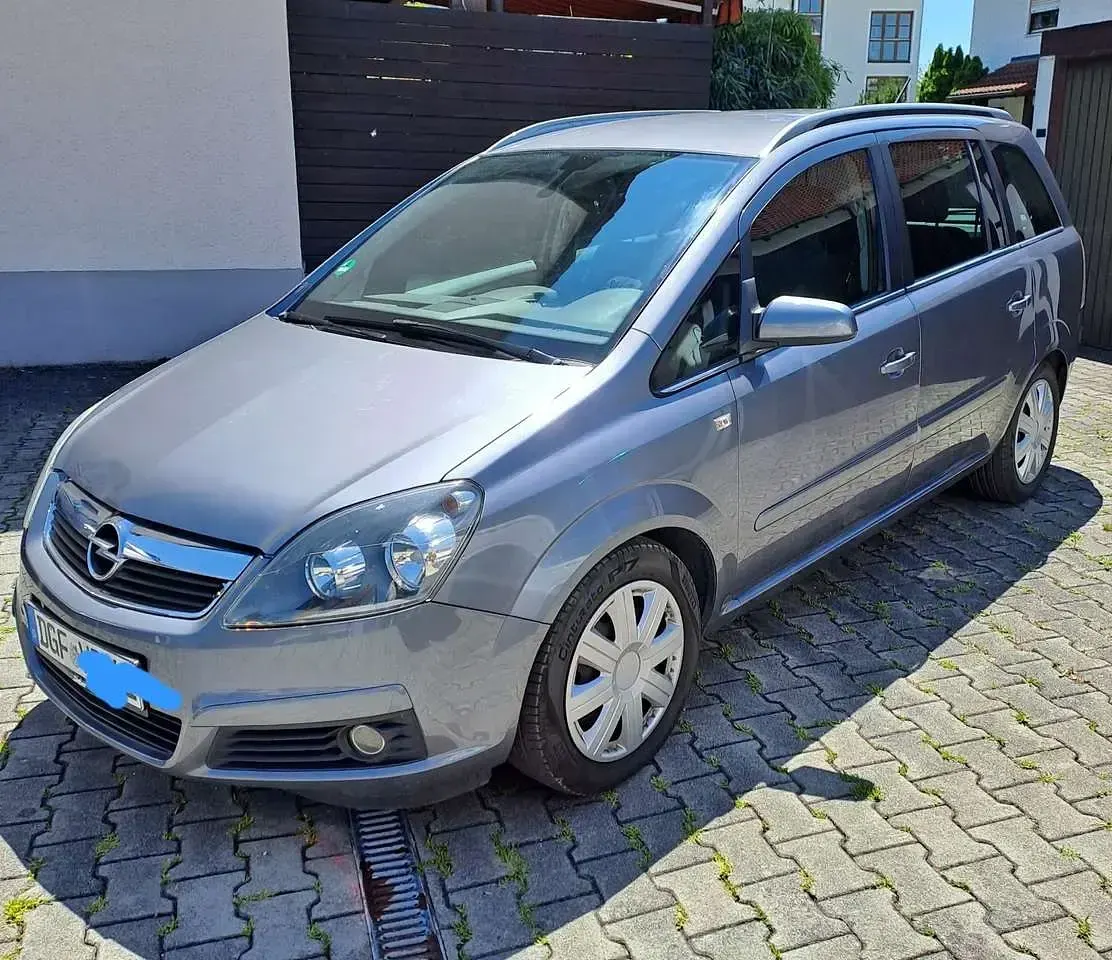 Gebraucht Opel Zafira 140 PS (102 kW) 2006 Silber Van / Kleinbus