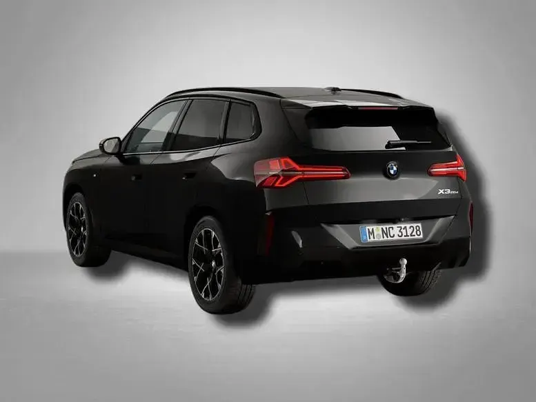 Gebraucht BMW X3 M Sport 197 PS (144 kW) 2026 Saphirschwarz metallic SUV