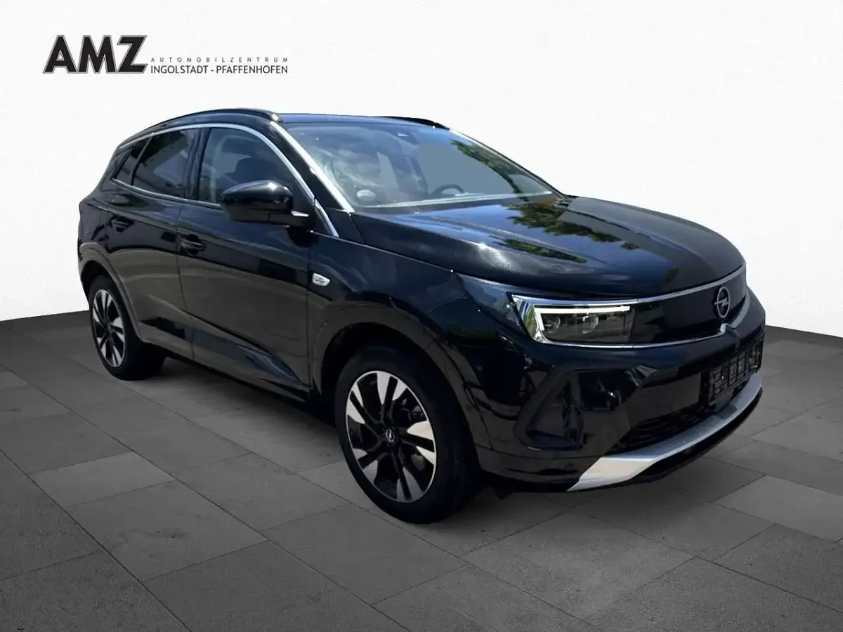 Gebraucht Opel Grandland X Ultimate 224 PS (164 kW) 2022 Diamant schwarz/karbon schwarz SUV
