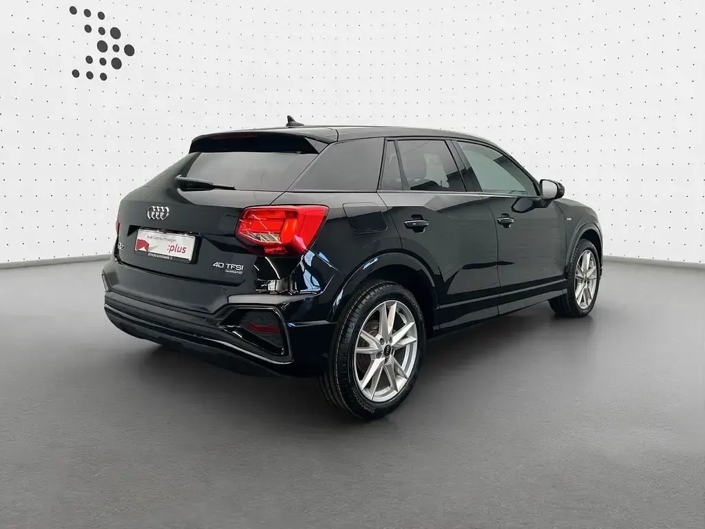 Gebraucht Audi Q2 S-Line 190 PS (139 kW) 2025 Mythosschwarz metallic SUV