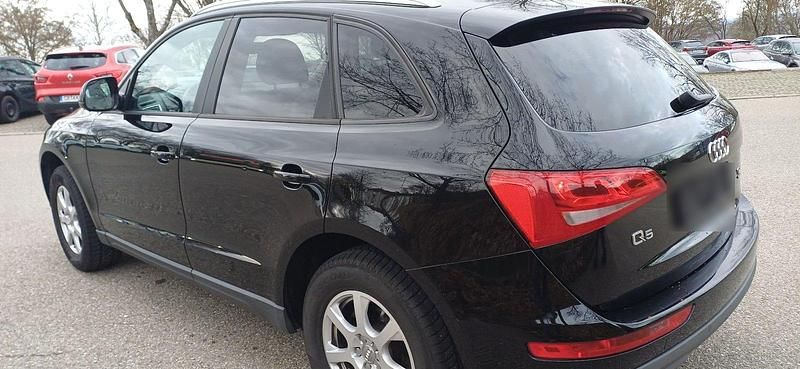 Gebraucht Audi Q5 143 PS (105 kW) 2010 Schwarz SUV