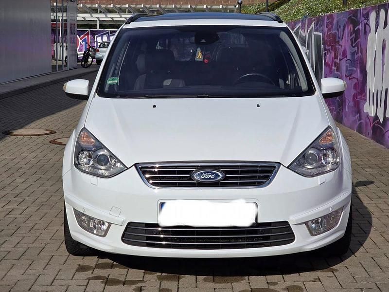 Gebraucht Ford Galaxy Titanium 200 PS (147 kW) 2013 Weiß Van / Kleinbus