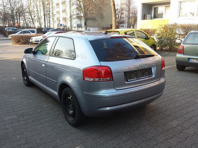 Gebraucht Audi A3 102 PS (75 kW) 2003 Grau metallic Kleinwagen