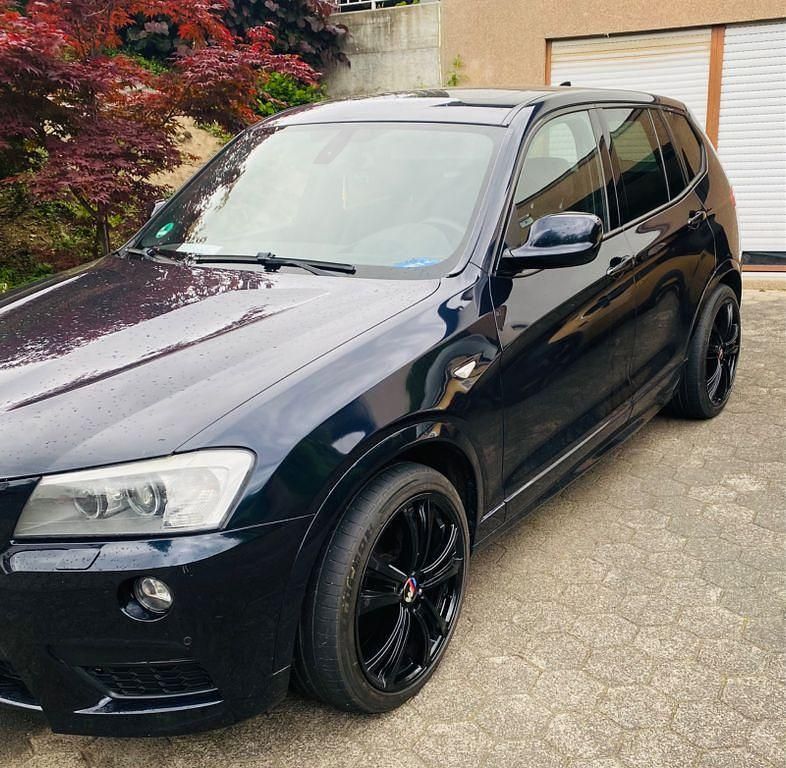 Schwarz Gebraucht 2011 BMW X3 Shadowline SUV | 13.199 € (Fairer Preis) - Bild 1/4