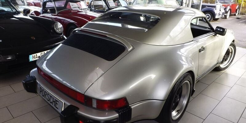 Gebraucht Porsche 911 Speedster 231 PS (169 kW) 1992 Leinenmetallic Cabrio