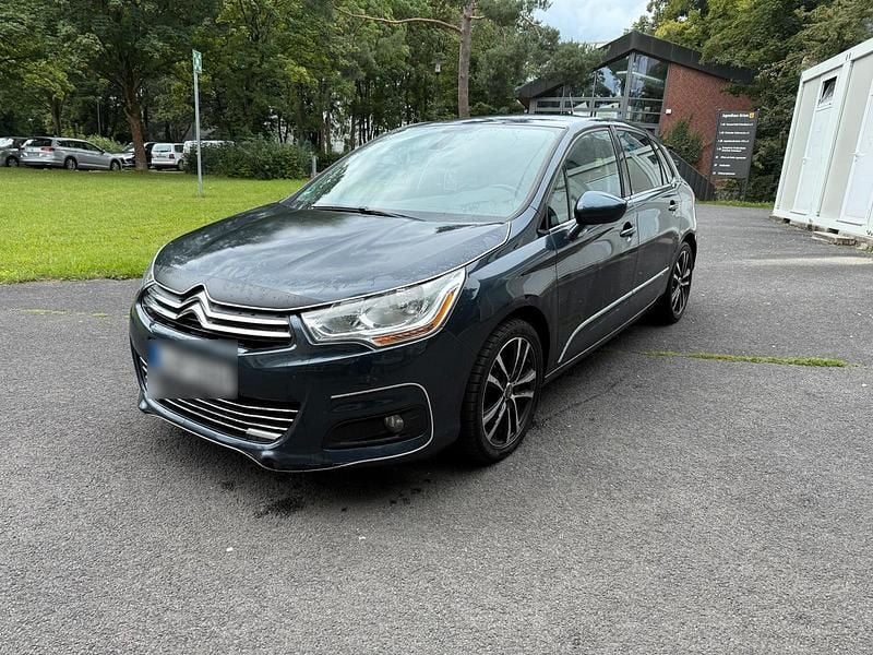 Blau Gebraucht 2013 Citroën C4 Limousine | 3.200 € (Superpreis) - Bild 1/4