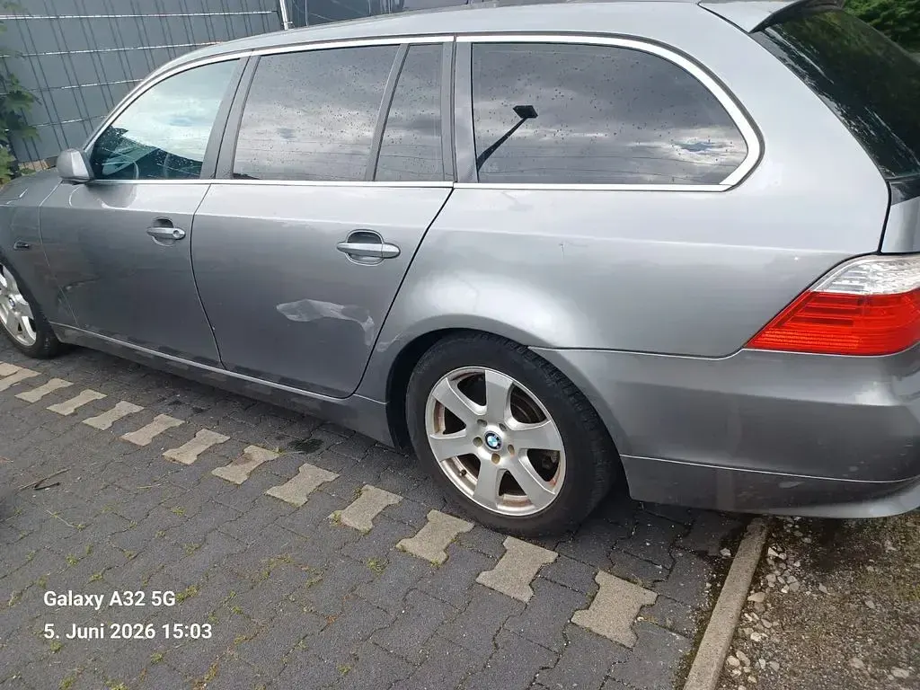 Gebraucht BMW 530 235 PS (172 kW) 2008 Grün Limousine