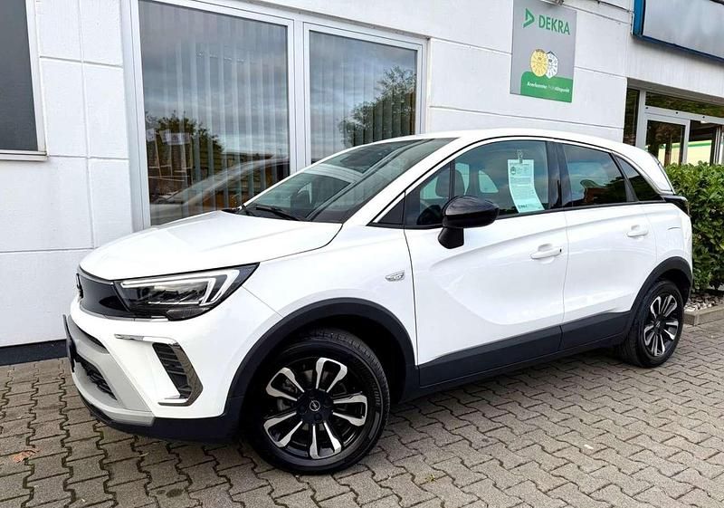 Lack weiss banquise/typ aussen Gebraucht 2024 Opel Crossland X Elegance SUV | 21.650 € (Fairer Preis) - Bild 1/4