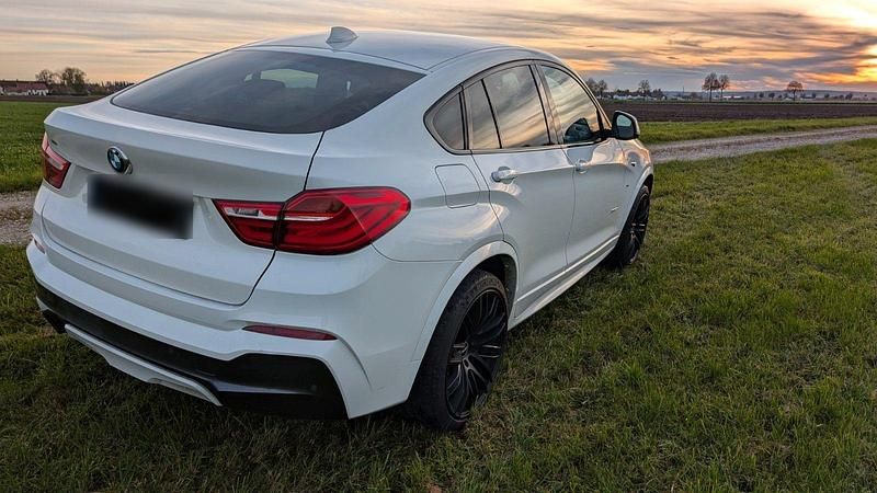 Gebraucht BMW X4 xLine 258 PS (189 kW) 2015 Weiß SUV