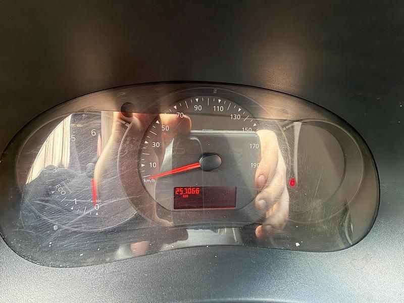 Gebraucht Renault Kangoo 90 PS (66 kW) 2013 Weiß Van / Kleinbus