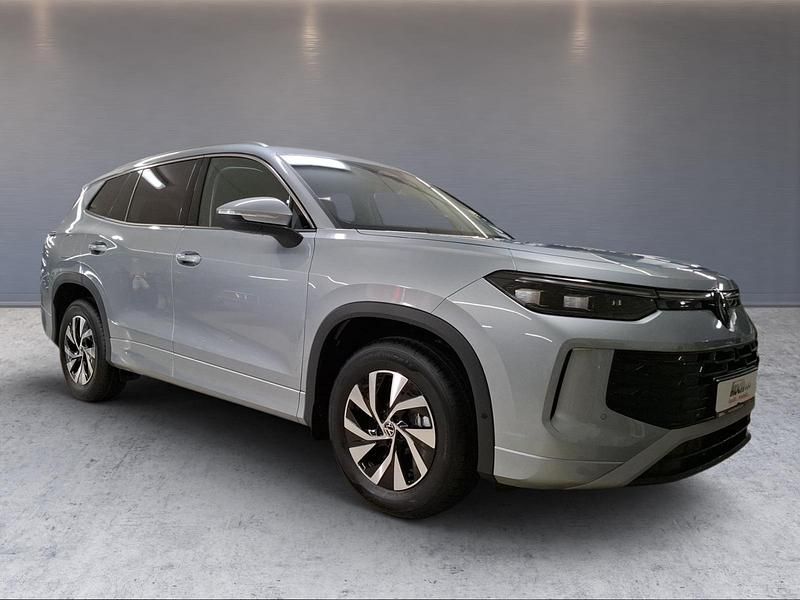 Neu VW Tayron Life 150 PS (110 kW) 2025 Silber SUV