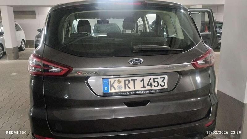 Gebraucht Ford S-MAX Titanium 179 PS (131 kW) 2016 Van / Kleinbus