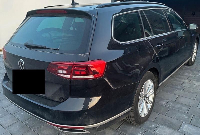 Gebraucht VW Passat GTE 218 PS (160 kW) 2021 Schwarz Kombi