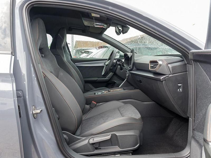 Neu Cupra Leon VZ 333 PS (244 kW) 2025 Grau Limousine
