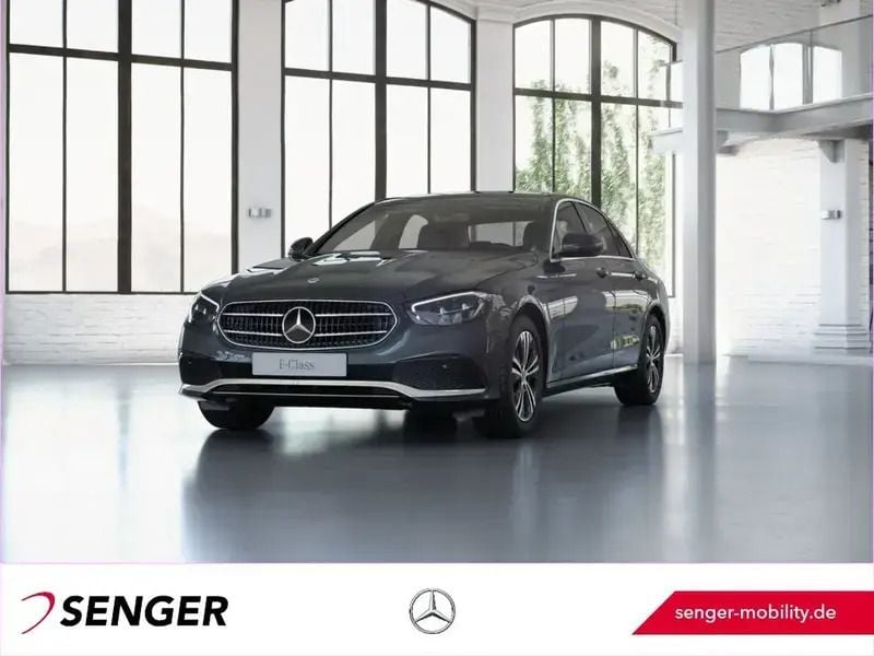 Grau Gebraucht 2021 Mercedes E200 Avantgarde | 38.970 € (Fairer Preis) - Bild 1/1