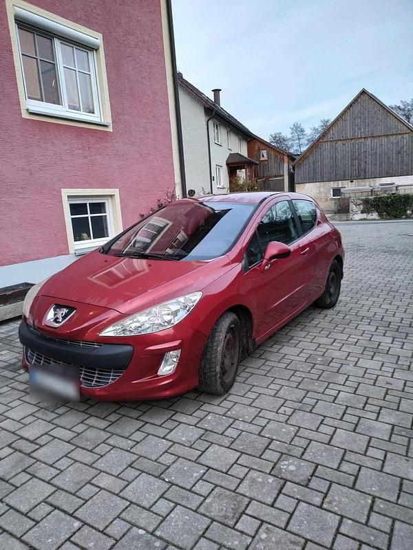 Rot Gebraucht 2008 Peugeot 308 Limousine | 1.100 € (Fairer Preis) - Bild 1/3