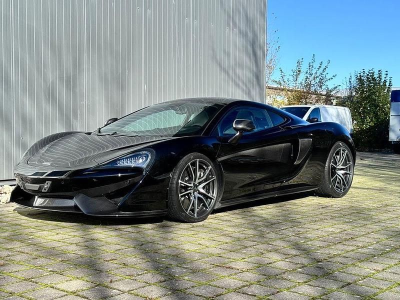 Gebraucht McLaren 570GT 570 PS (419 kW) 2017 Onyx black Coupé