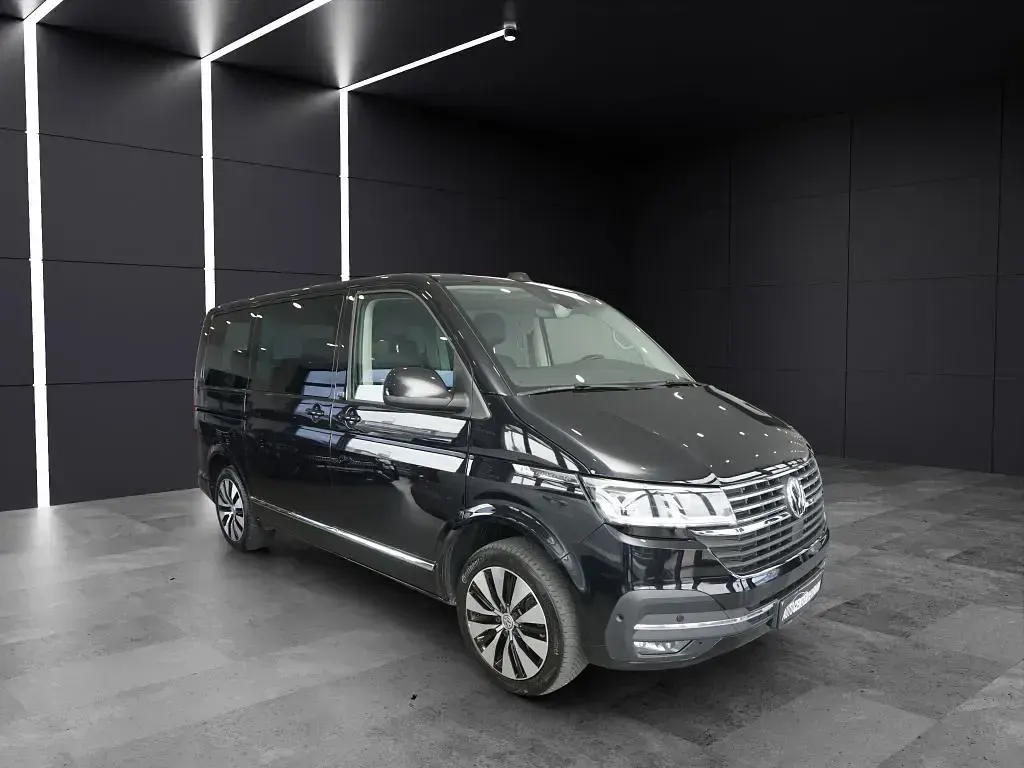 Second-hand VW Multivan Generation Six 199 CP (146 kW) 2020 Negru Monovolum