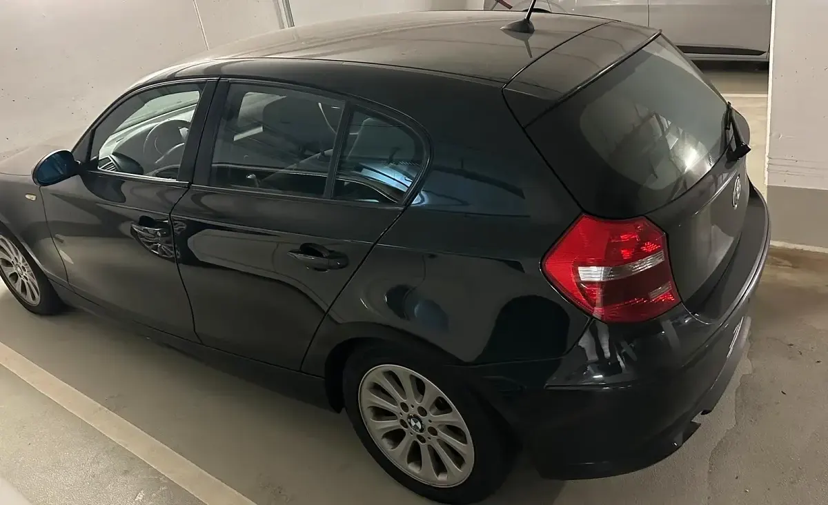 Gebraucht BMW 118 143 PS (105 kW) 2008 Schwarz Kleinwagen
