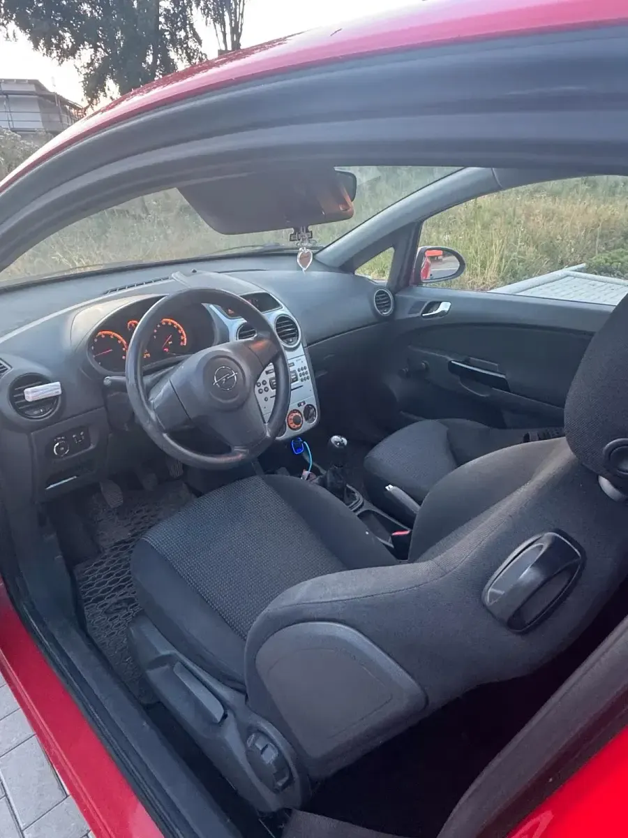 Gebraucht Opel Corsa Color Edition 2014 Rot Kleinwagen