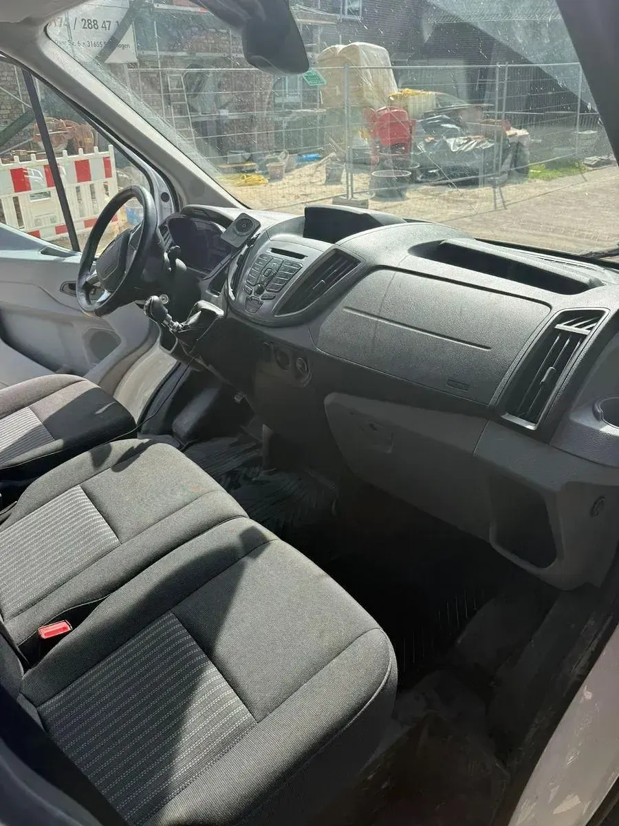 Używany Ford Transit 177 KM (130 kW) 2018 Biały Minivan