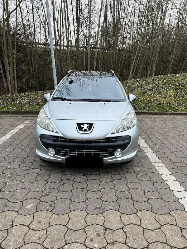 Grau Gebraucht 2008 Peugeot 207 Kombi | 3.300 € - Bild 1/4