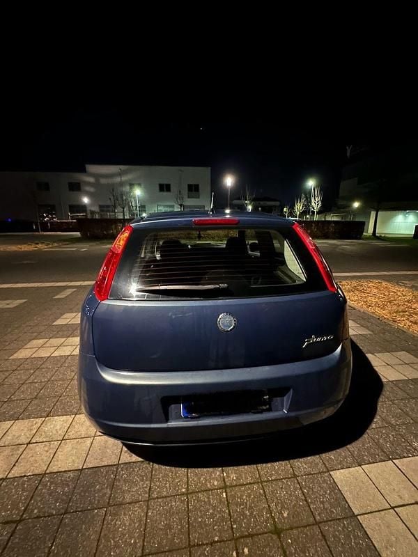 Gebraucht Fiat Punto Active 77 PS (56 kW) 2007 Blau Kleinwagen